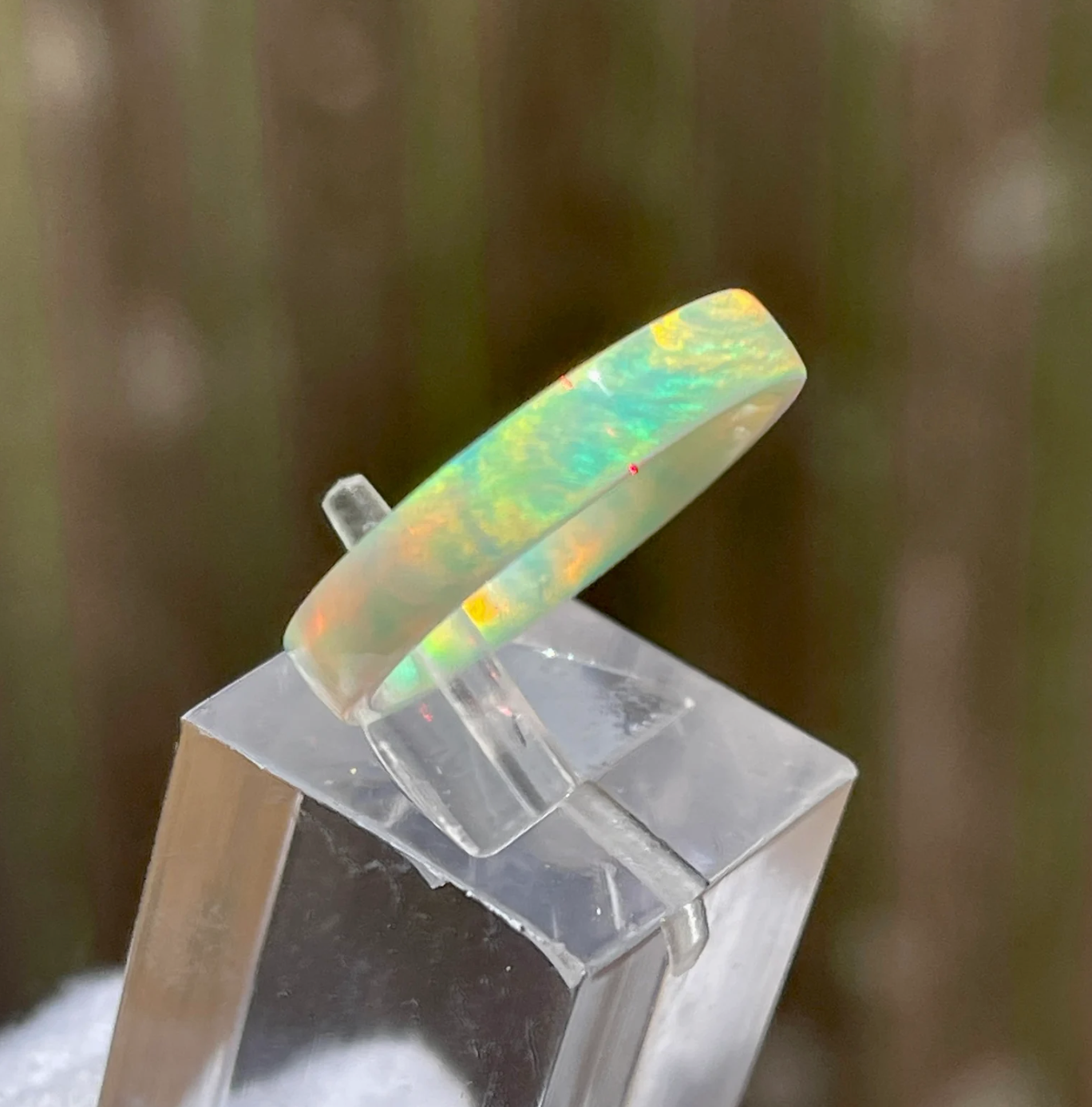4mm Solid Colorshifting Opal Rings