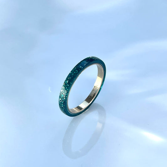 2mm Emerald Green DiamondCast Ring